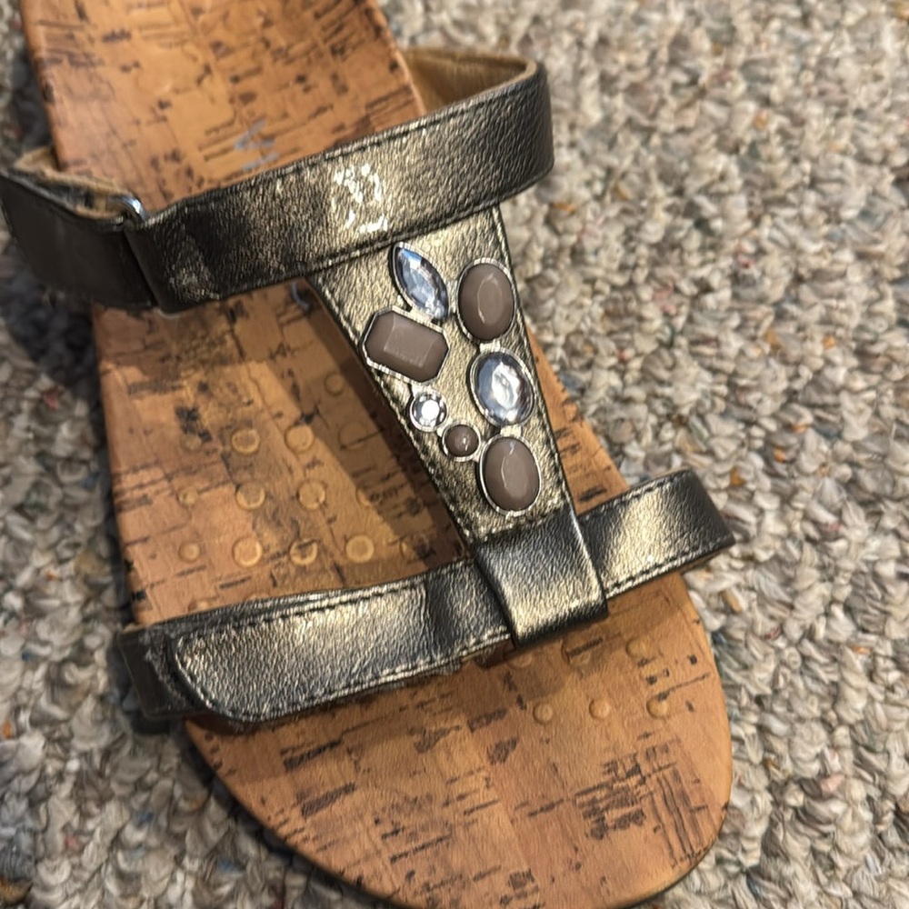 Vionic Slide Sandals, Pewter with Gems, Sz 8W - Picture 3 of 8